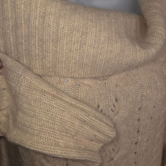Banana Republic Angora & Lambs Wool  Cable Knit Cowl Neck Sweater Small - Picture 4 of 6